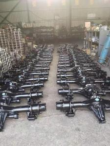 帶差速鎖的前后橋，鉗式剎車(chē)